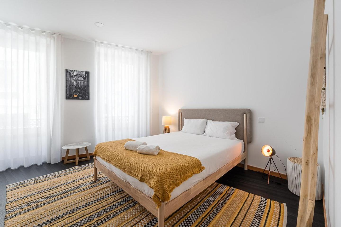 Guestready - Bright Duplex In Downtown Porto Exterior foto